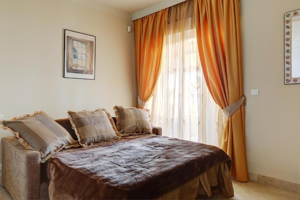 אסטפונה Frontline Beach Apartment - Sinfonia Del Mar מראה חיצוני תמונה